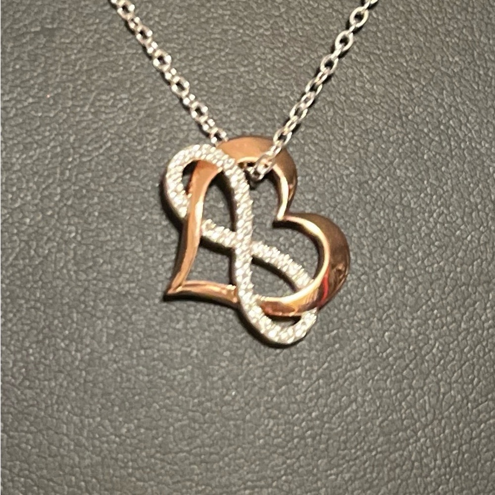 NWT Swarovski crystals Heart Necklace